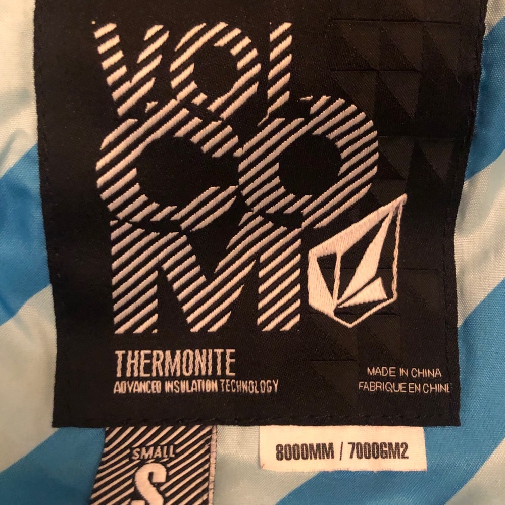 Volcom Ski Jacket - Picture 3 of 3